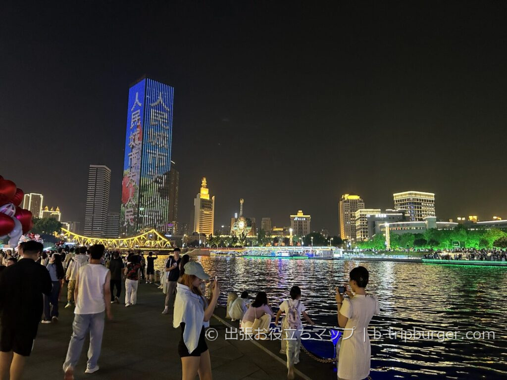 夜の天津、運河沿いの散歩
